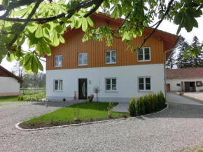 Гостиница Ferienwohnung Am Verlorenen Bach  Untermühlhausen